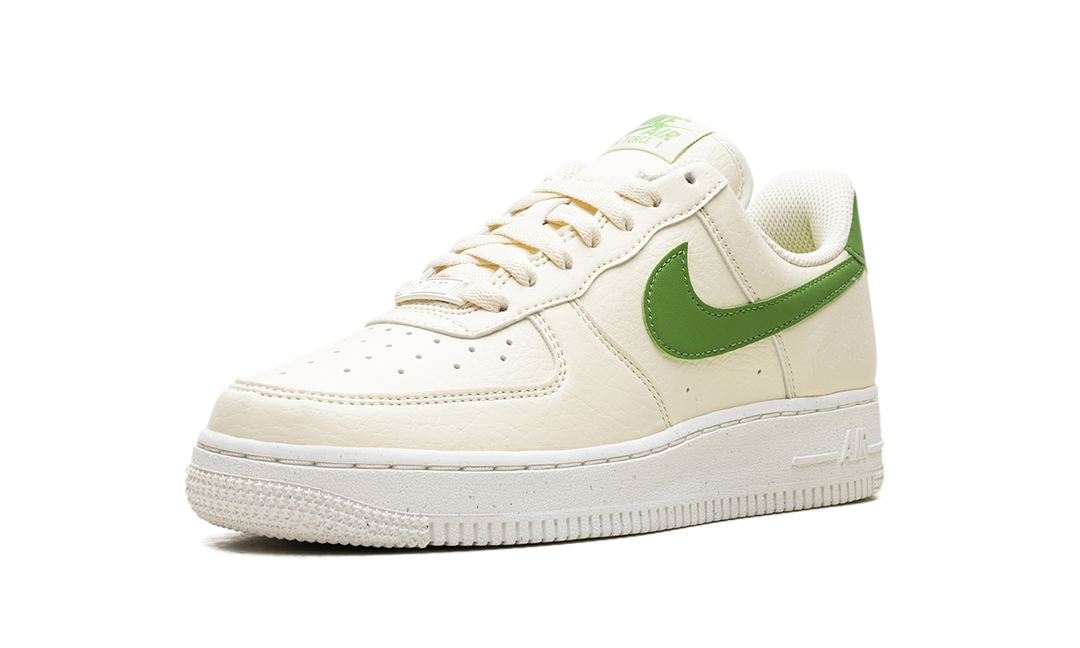 NIKE AIR FORCE 1 LOW 07 SE COCONUT MILK CHLOROPHYLL WOMENS