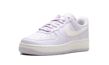 NIKE AIR FORCE 1 LOW '07 SE NEXT NATURE BARELY GRAPE WOMENS — Stock