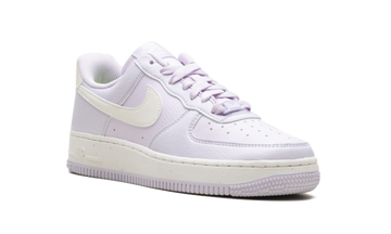 NIKE AIR FORCE 1 LOW '07 SE NEXT NATURE BARELY GRAPE WOMENS — Stock