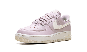 NIKE AIR FORCE 1 LOW '07 SE NEXT NATURE PLATINUM VIOLET COCONUT MILK WOMENS — Stock