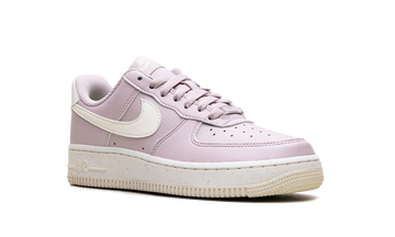 NIKE AIR FORCE 1 LOW '07 SE NEXT NATURE PLATINUM VIOLET COCONUT MILK WOMENS — Stock
