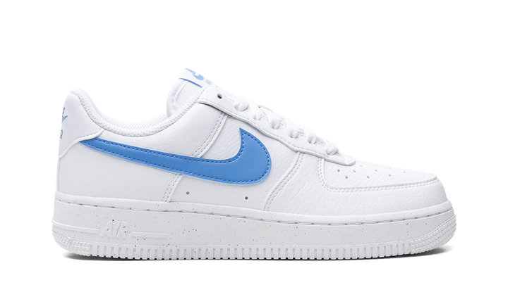 NIKE AIR FORCE 1 LOW &