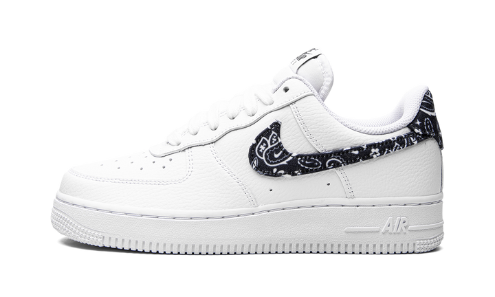 NIKE AIR FORCE 1 LOW 07 WHITE BLACK PAISLEY WOMENS