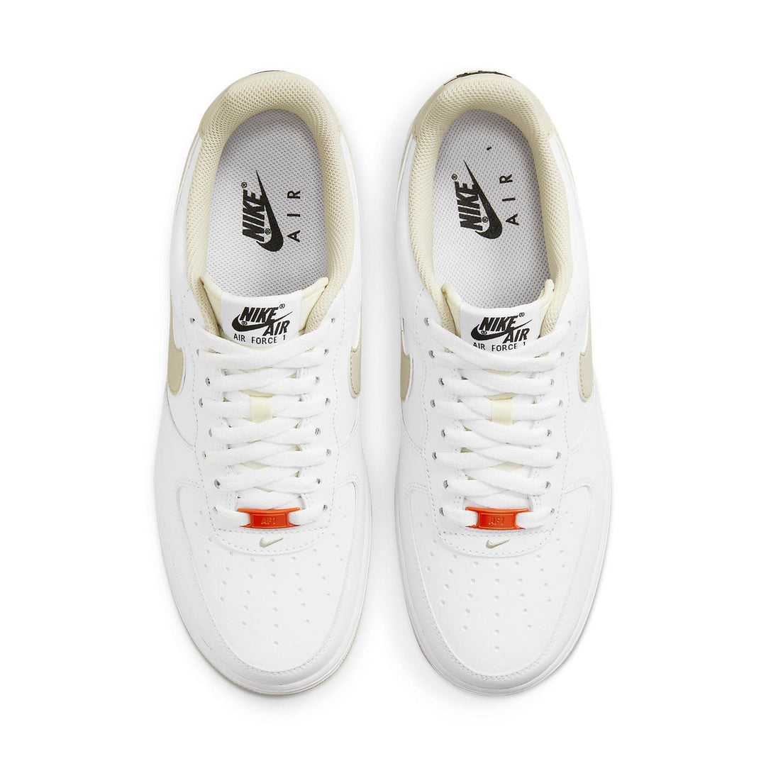 NIKE AIR FORCE 1 LOW &