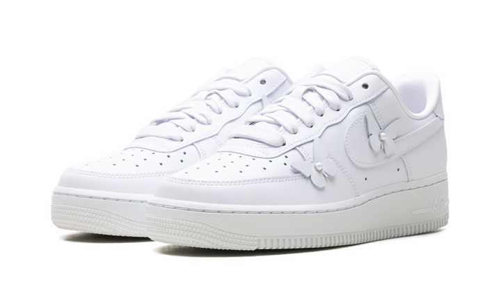 NIKE AIR FORCE 1 LOW BUTTERFLY WHITE WOMENS