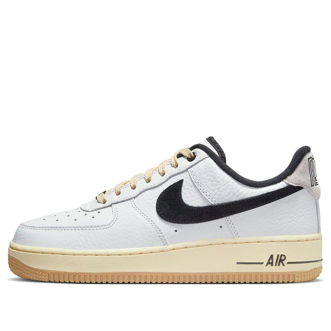 NIKE AIR FORCE 1 LOW COMMAND FORCE WHITE BLACK WOMENS