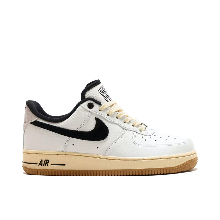 NIKE AIR FORCE 1 LOW COMMAND FORCE WHITE BLACK WOMENS