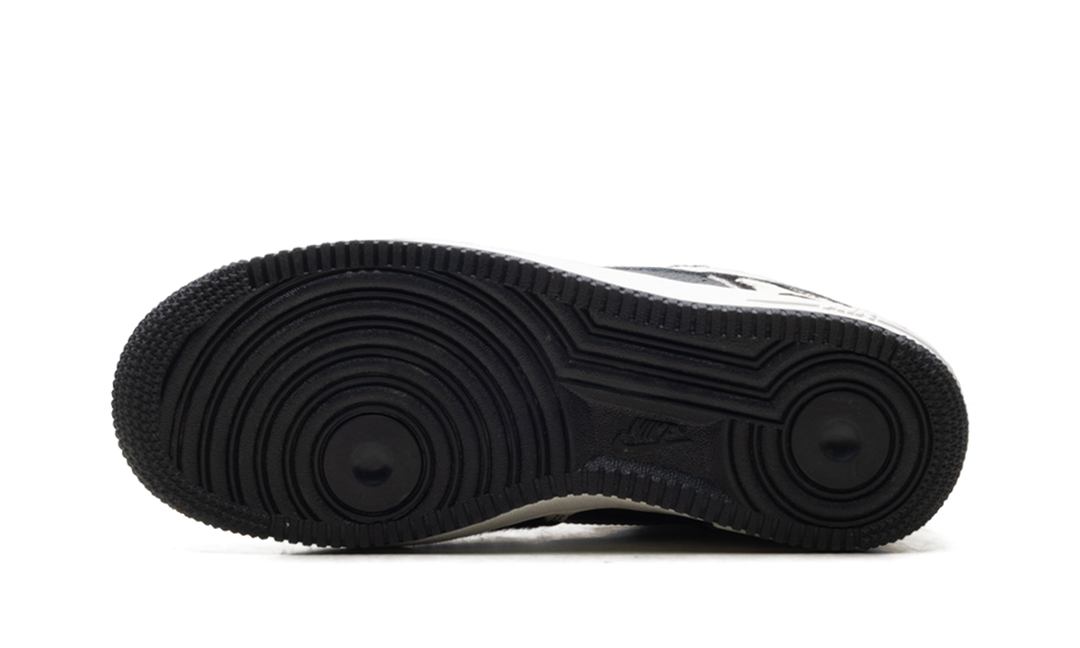 NIKE AIR FORCE 1 LOW COW PRINT BLACK (WOMEN&