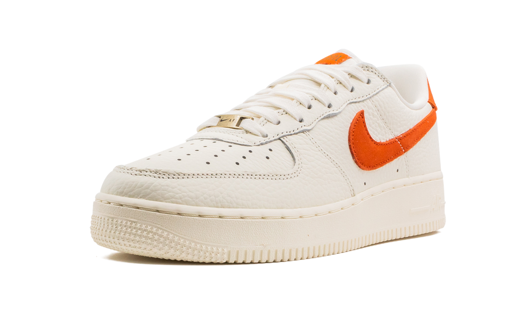 NIKE AIR FORCE 1 LOW CRAFT MANTRA ORANGE