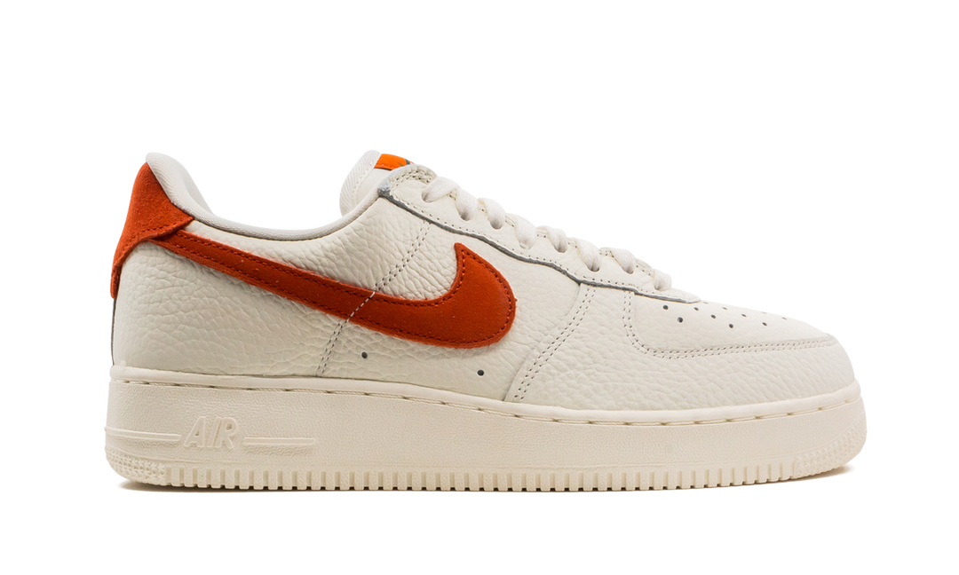 NIKE AIR FORCE 1 LOW CRAFT MANTRA ORANGE