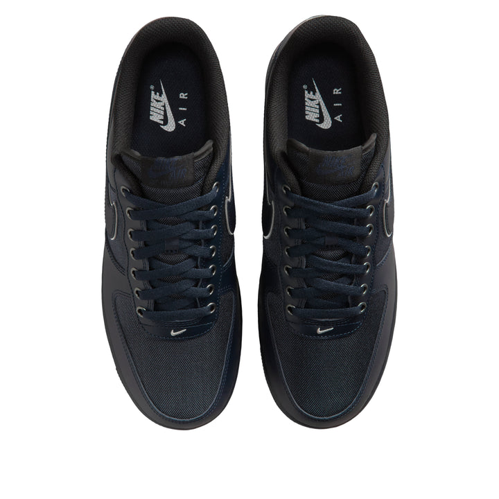 NIKE AIR FORCE 1 LOW &