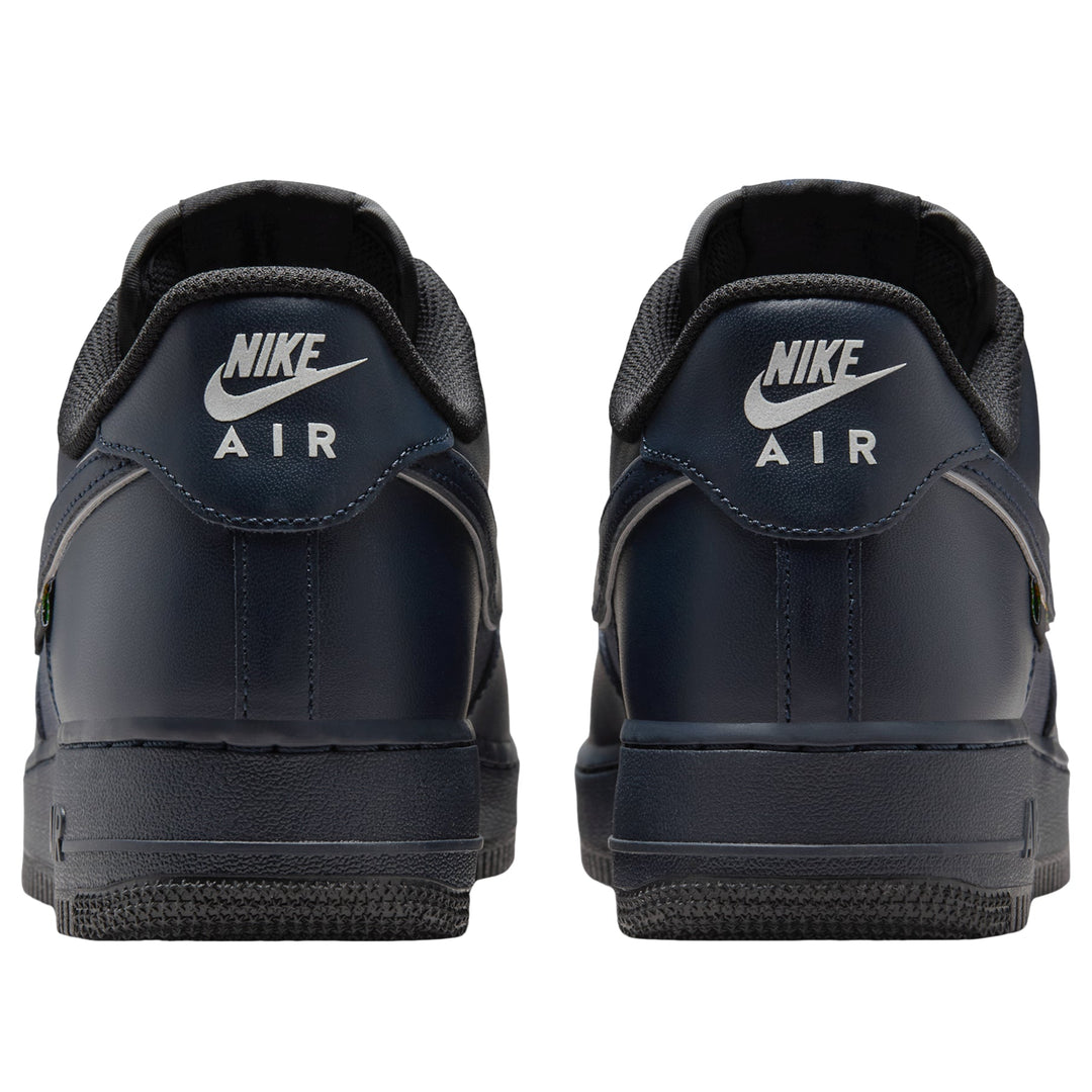 NIKE AIR FORCE 1 LOW &