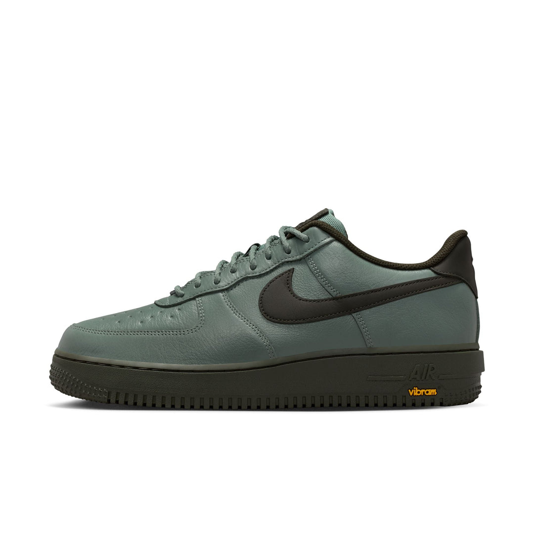 NIKE AIR FORCE 1 LOW GORE-TEX VIBRAM CLAY GREEN