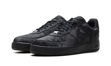 NIKE AIR FORCE 1 LOW KOBE BRYANT FOREVER BLACK — Stock
