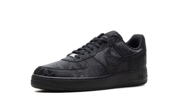 NIKE AIR FORCE 1 LOW KOBE BRYANT FOREVER BLACK — Stock