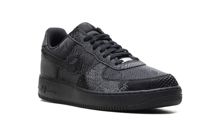 NIKE AIR FORCE 1 LOW KOBE BRYANT FOREVER BLACK