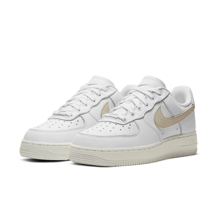 NIKE AIR FORCE 1 LOW LIGHT BONE WOMENS