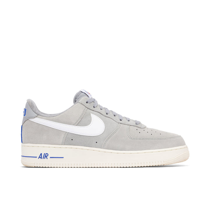 NIKE AIR FORCE 1 LOW LIGHT SMOKE GREY WHITE SAIL HYPER ROYAL