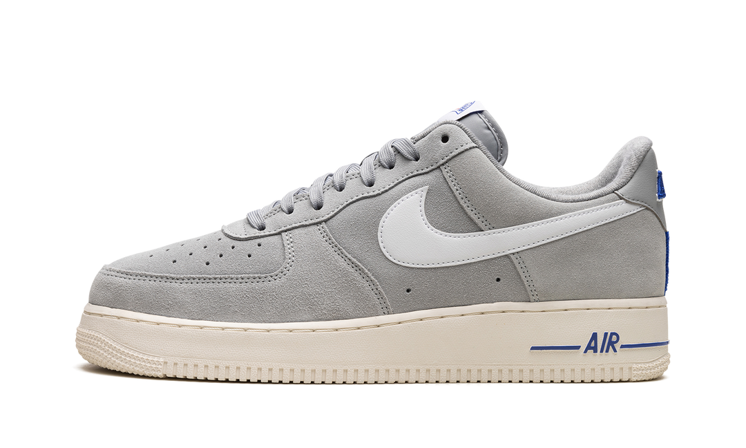NIKE AIR FORCE 1 LOW LIGHT SMOKE GREY WHITE SAIL HYPER ROYAL