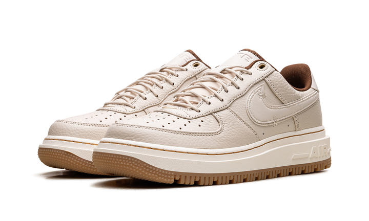 NIKE AIR FORCE 1 LOW LUXE PECAN