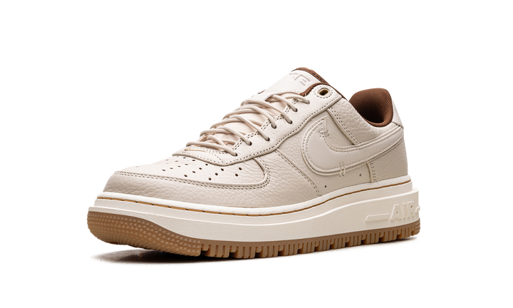 NIKE AIR FORCE 1 LOW LUXE PECAN