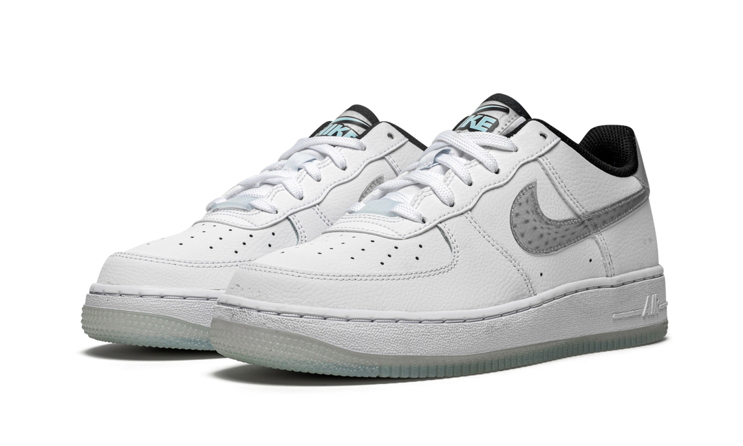 NIKE AIR FORCE 1 LOW LV8 KSA WHITE GLACIER BLUE GS
