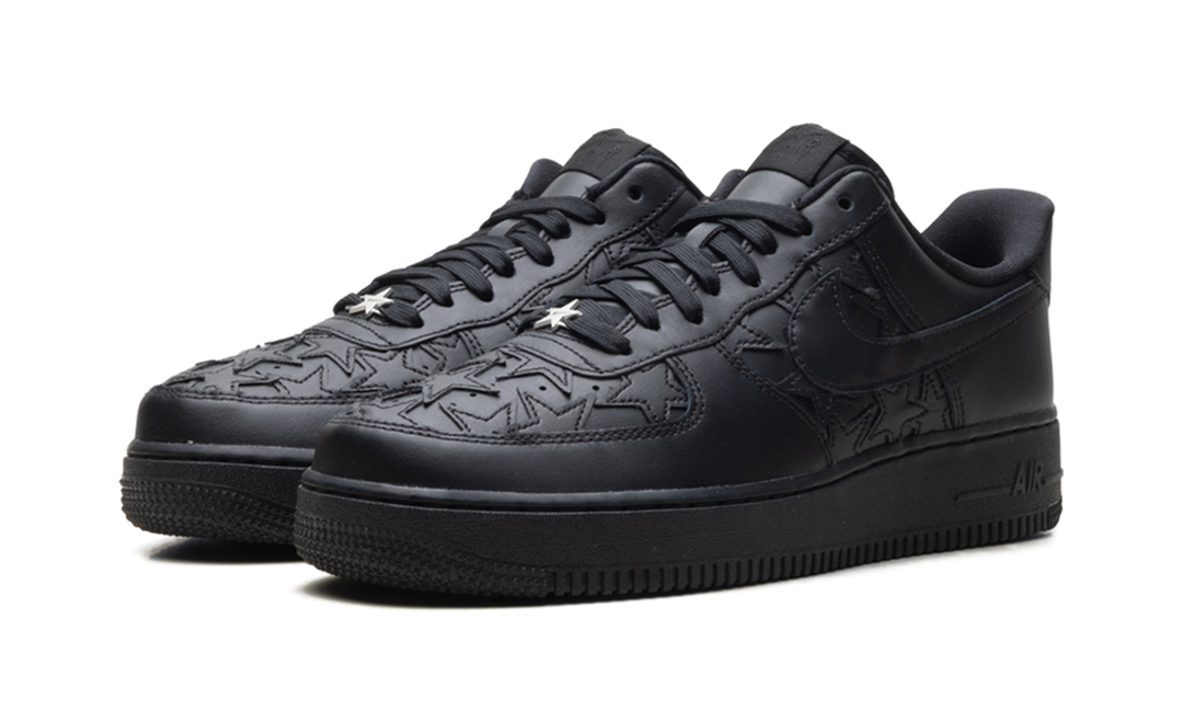NIKE AIR FORCE 1 LOW LV8 TRIPLE BLACK STARS — Stock