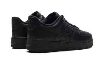 NIKE AIR FORCE 1 LOW LV8 TRIPLE BLACK STARS — Stock