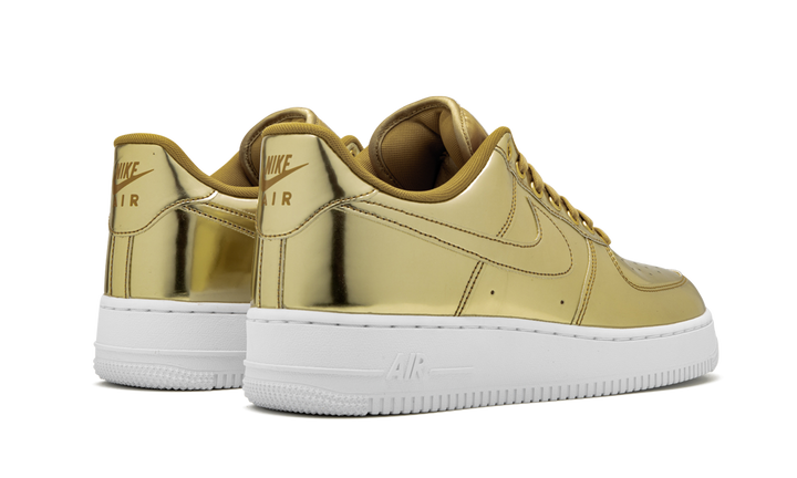 NIKE AIR FORCE 1 LOW METALLIC GOLD