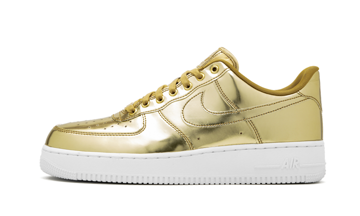 NIKE AIR FORCE 1 LOW METALLIC GOLD