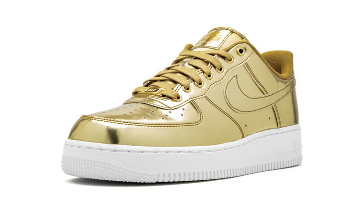 NIKE AIR FORCE 1 LOW METALLIC GOLD