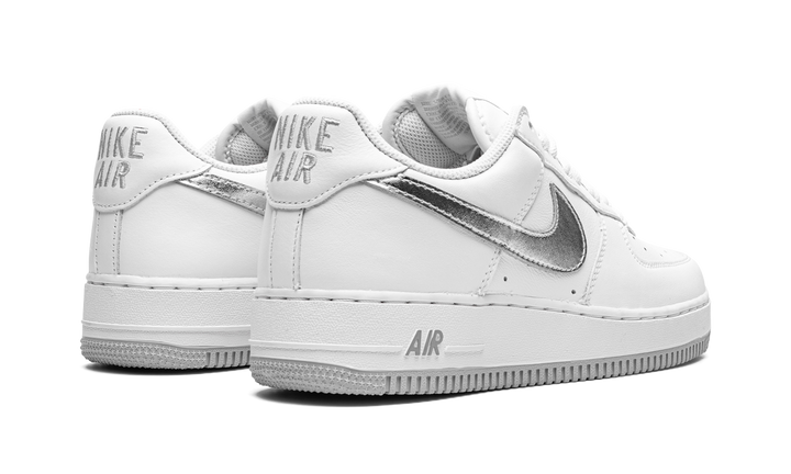 NIKE AIR FORCE 1 LOW METALLIC SILVER