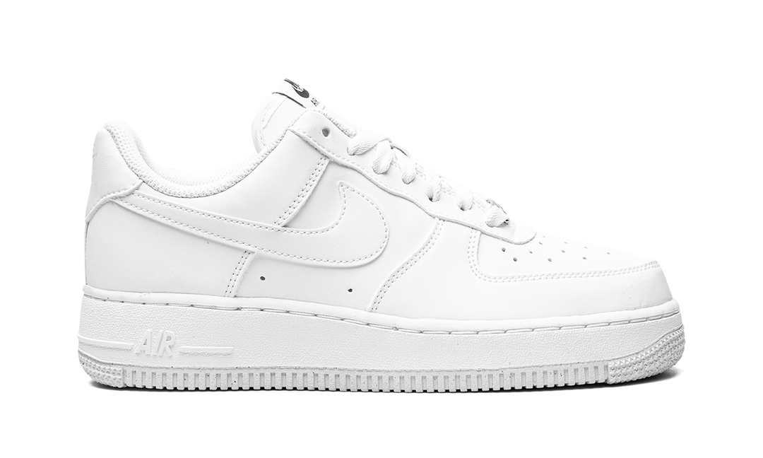 NIKE AIR FORCE 1 LOW NEXT NATURE WHITE METALLIC GREY (WOMEN&