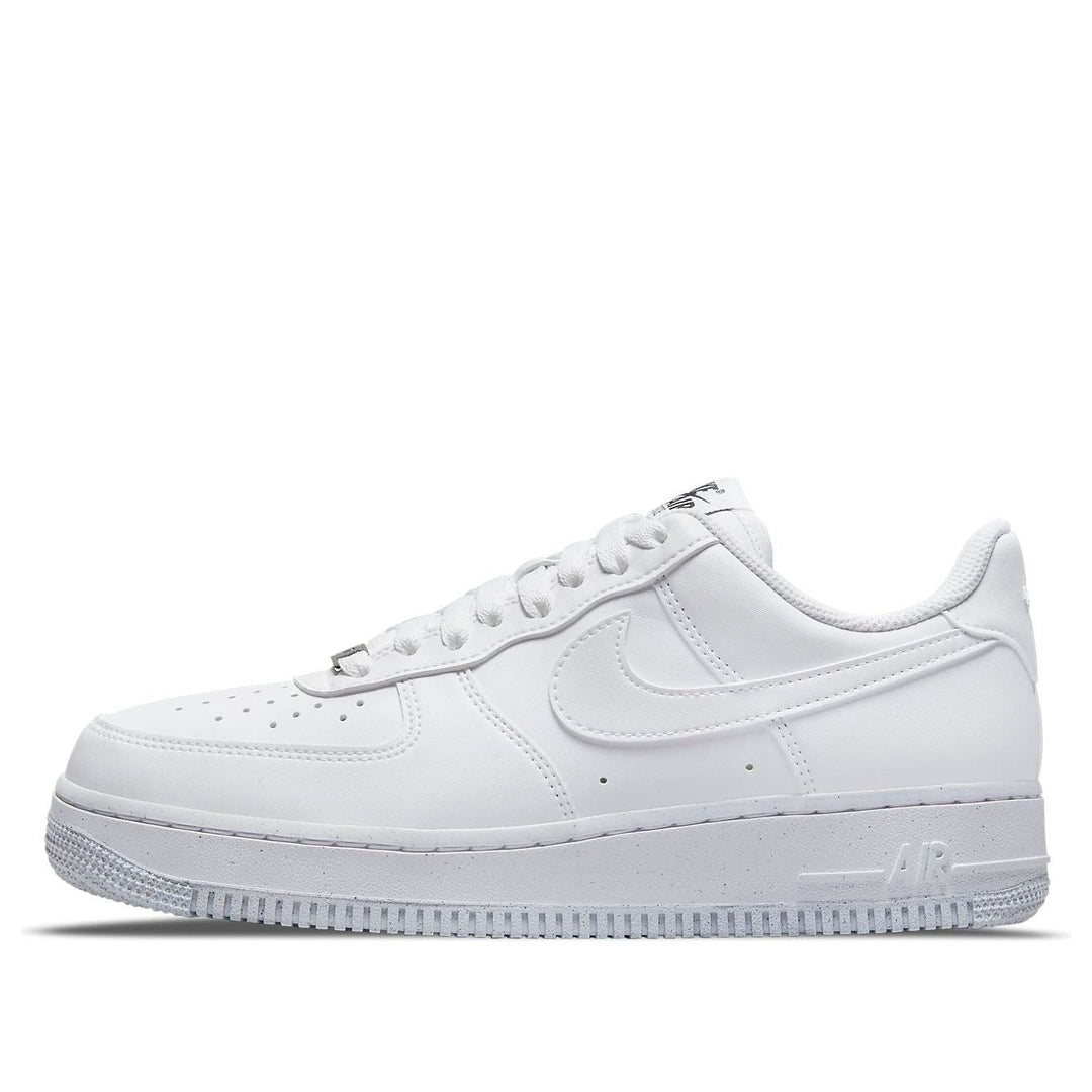 NIKE AIR FORCE 1 LOW NEXT NATURE WHITE METALLIC GREY (WOMEN&