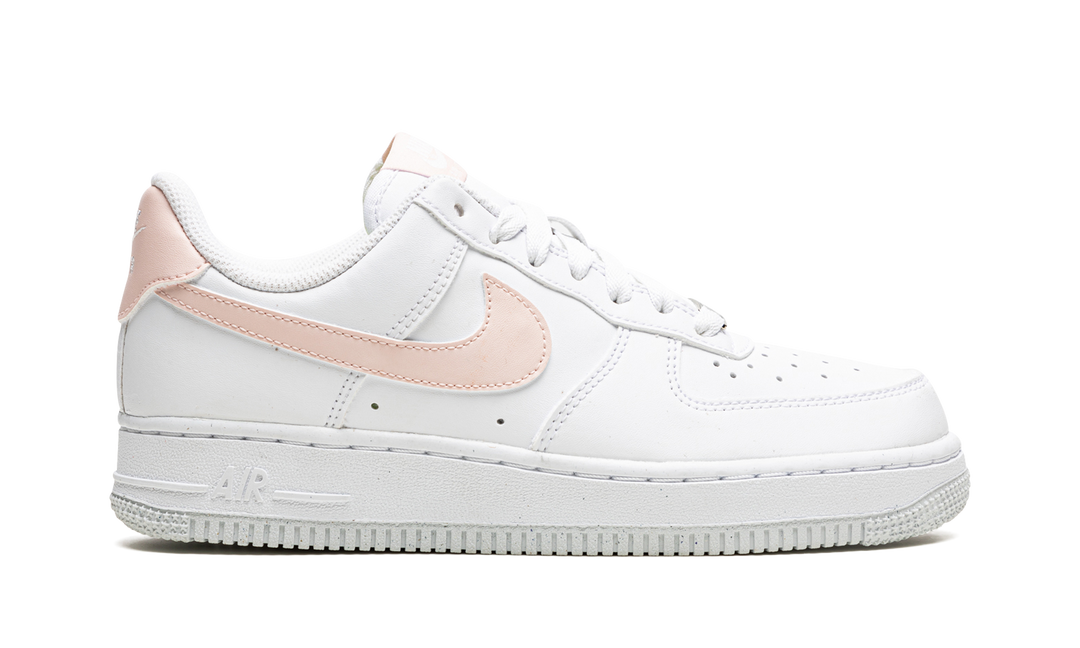 NIKE AIR FORCE 1 LOW NEXT NATURE WHITE PALE CORAL