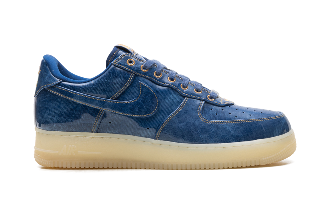 NIKE AIR FORCE 1 LOW PATENT DENIM — Stock