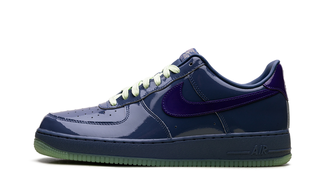 NIKE AIR FORCE 1 LOW PATENT LEATHER MYSTIC NAVY GRAPE ICE — Stock