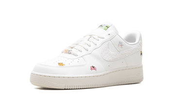 NIKE AIR FORCE 1 LOW PEGASUS PACK SAIL (WOMEN'S) — Stock