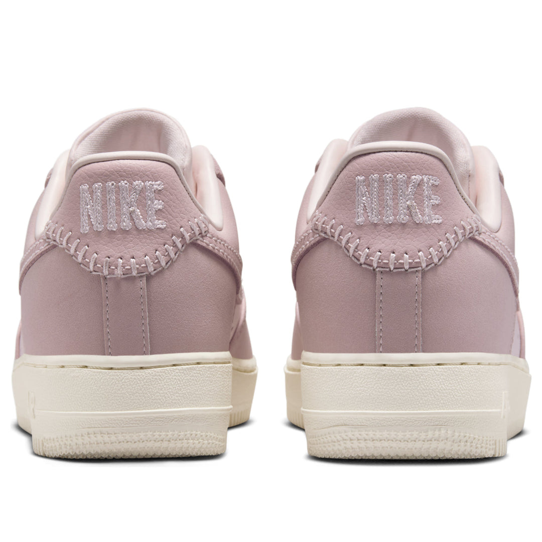 NIKE AIR FORCE 1 LOW PINK OXFORD TASSELS (WOMEN&
