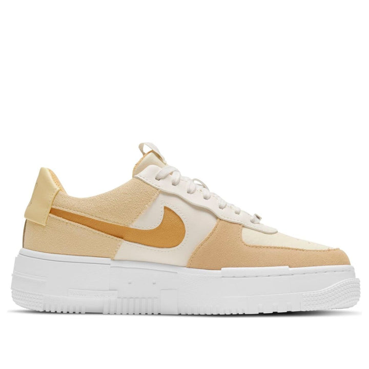 NIKE AIR FORCE 1 LOW PIXEL SAIL COCONUT MILK WOMENS
