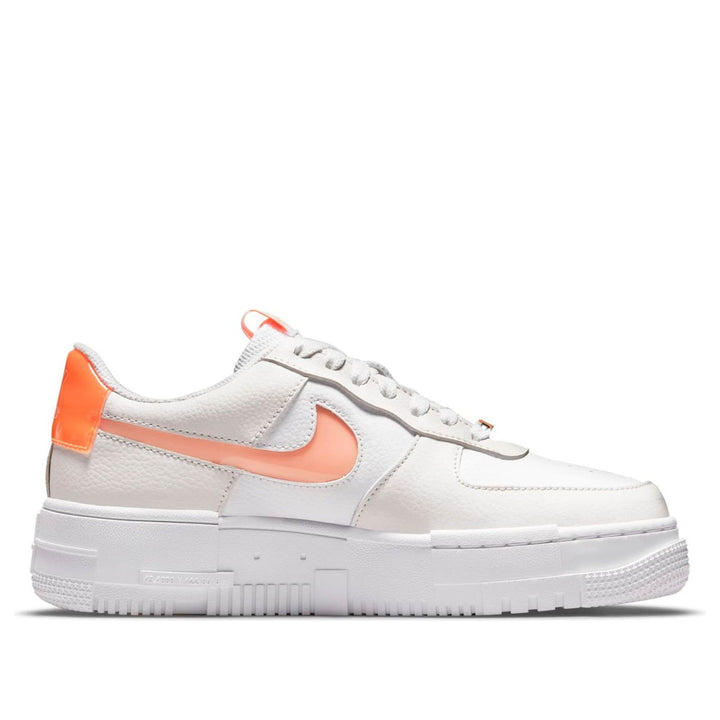 NIKE AIR FORCE 1 LOW PIXEL WHITE ORANGE