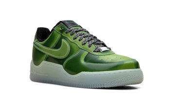 NIKE AIR FORCE 1 LOW PREMIUM LEBRON JAMES LA VOLTAGE GREEN — Stock