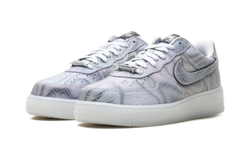 NIKE AIR FORCE 1 LOW PROTRO KOBE BRYANT LENTICULAR — Stock