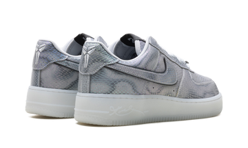NIKE AIR FORCE 1 LOW PROTRO KOBE BRYANT LENTICULAR — Stock