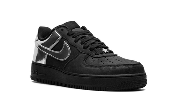 NIKE AIR FORCE 1 LOW RETRO ALL-STAR (2025) — Stock
