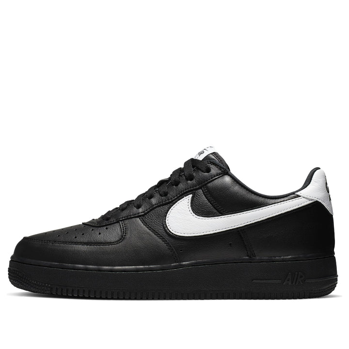 NIKE AIR FORCE 1 LOW RETRO BLACK WHITE QS