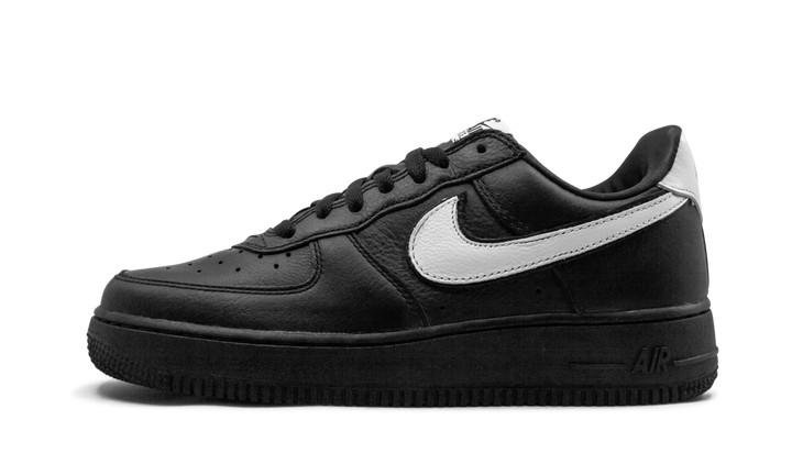 NIKE AIR FORCE 1 LOW RETRO BLACK WHITE QS