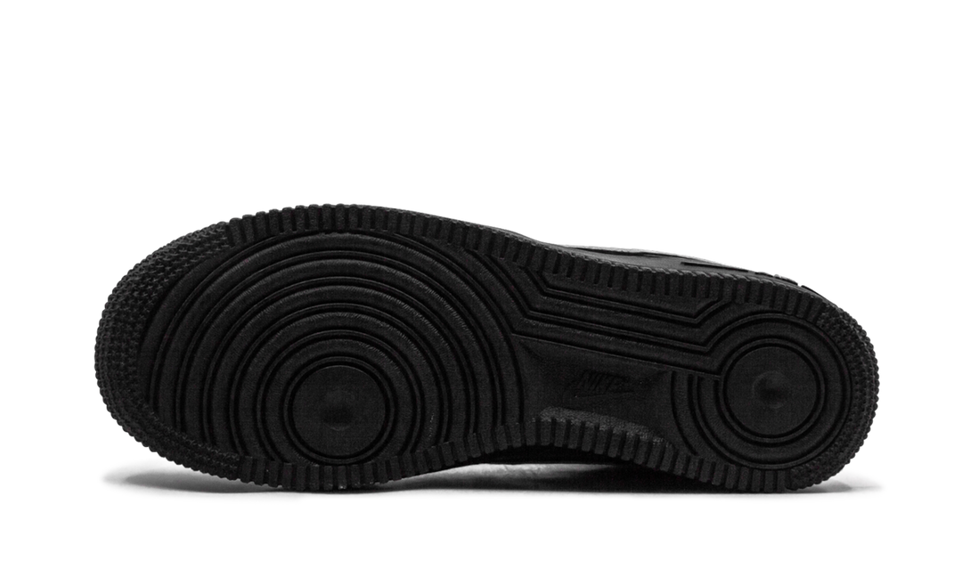 NIKE AIR FORCE 1 LOW RETRO BLACK WHITE QS