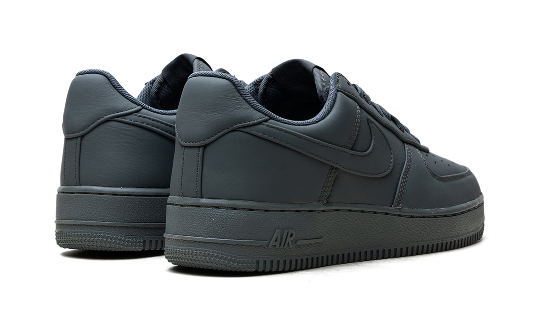 NIKE AIR FORCE 1 LOW RETRO PREMIUM BOMBER GREY