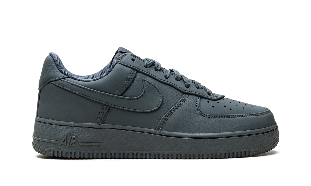 NIKE AIR FORCE 1 LOW RETRO PREMIUM BOMBER GREY